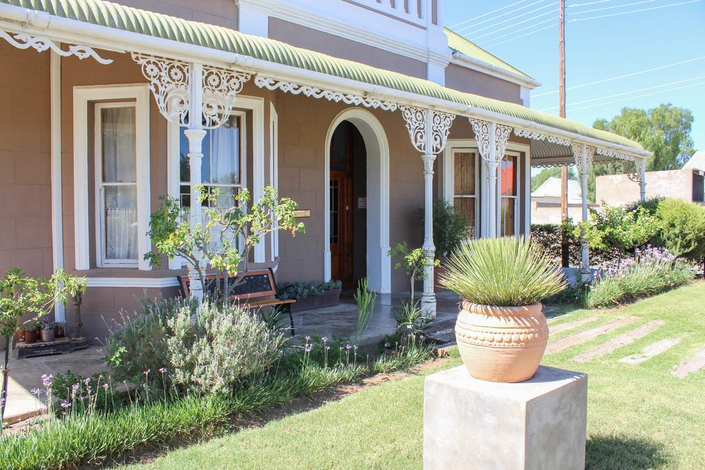 Carmel Villa B&B Or Self-Catering Calvinia Extérieur photo